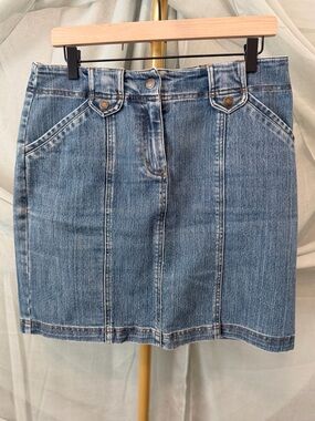 Jones New York Denim Skirt with Pockets Women’s Size 10